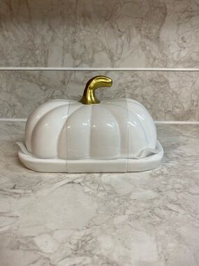 Ceramic White Pumpkin Butter Dish with Gold Stem